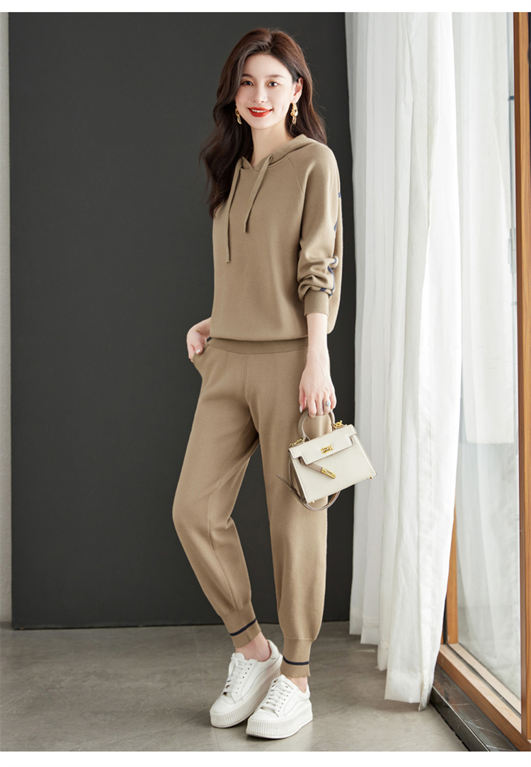 Leisure loose fitting hoodie set for women's clothing