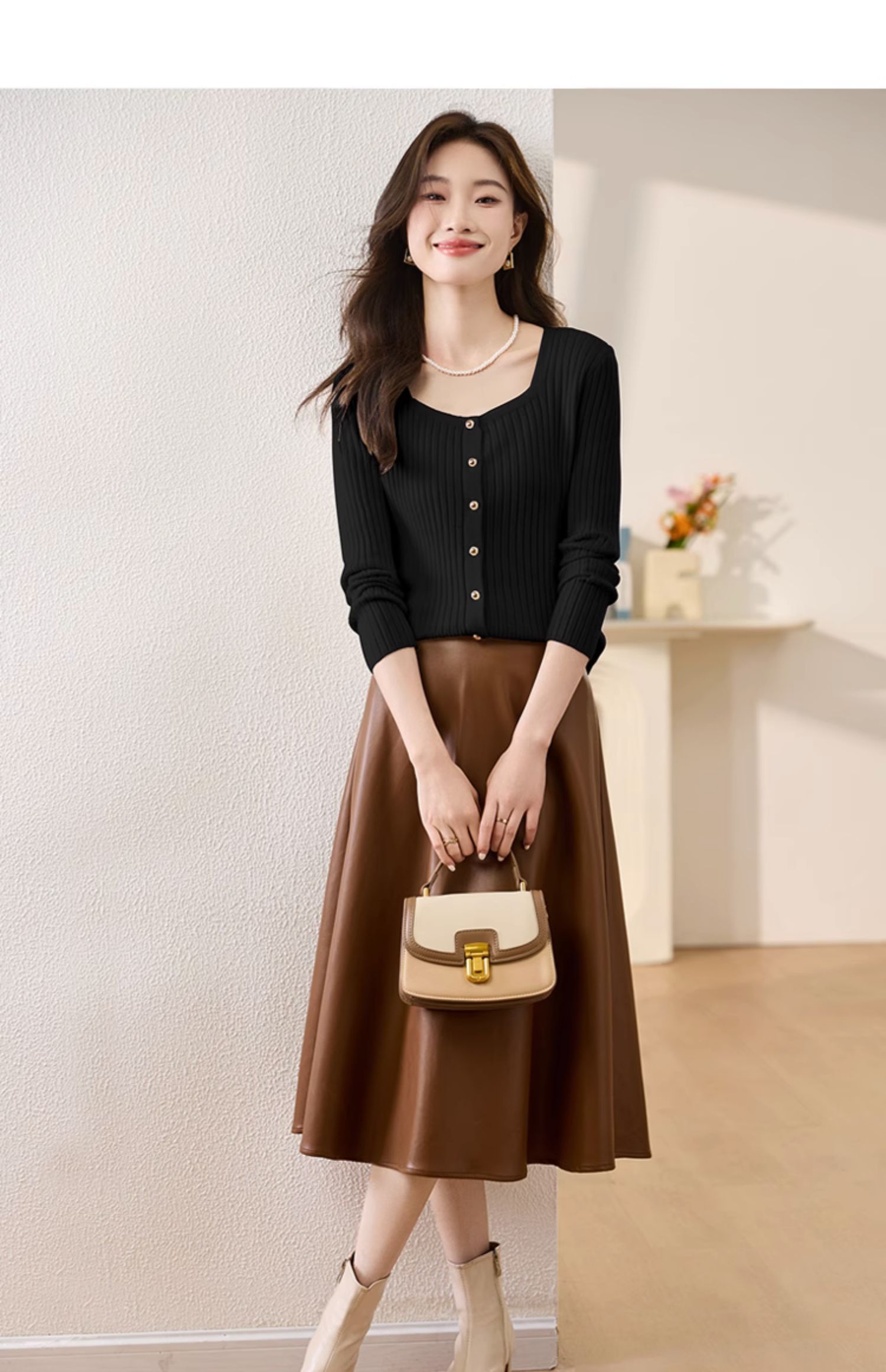 Spring 2024 New Women's Short Long sleeved Knitted Bottom Shirt